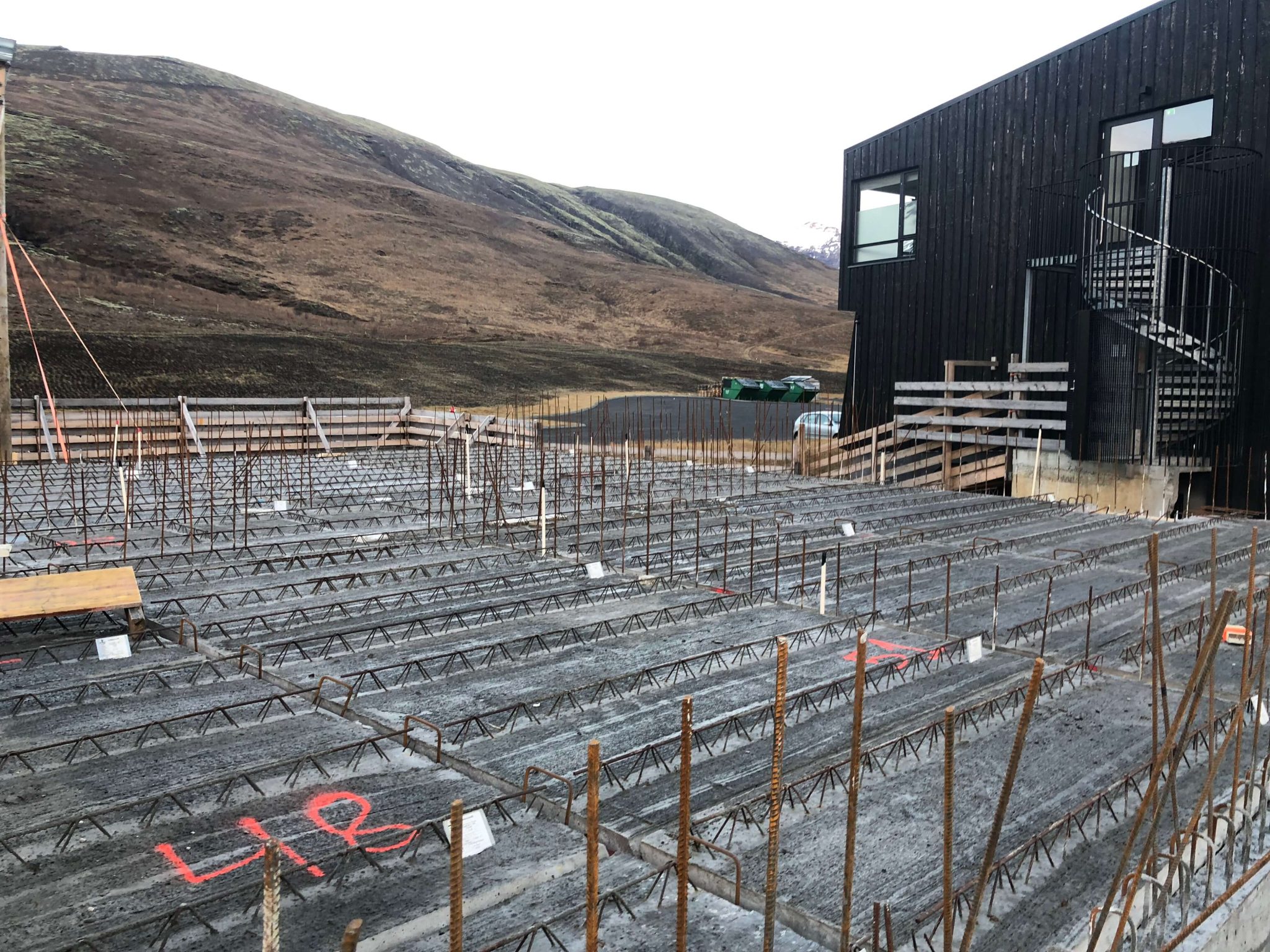 Winter construction at Jökulsárlón